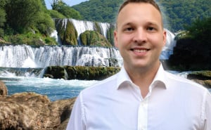 Izvanredan uspjeh mladog doktora: Ammar Kosić osvojio 1. mjesto na prestižnom ispitu iz oftamologije