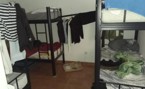 Nehumani uslovi: Pogledajte u kakvom smještaju borave sezonski radnici na Jadranu