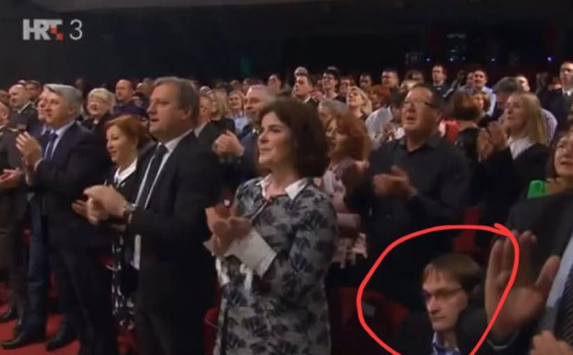 Hrvatski profesor jedini sjedio uz Thompsonovu pjesmu "Herceg-Bosni": "Ta pjesma svojata tuđe..."