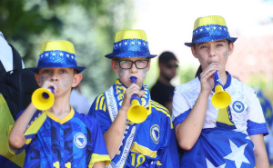 Foto: Dž. K. / Radiosarajevo.ba / Navijačka euforija pred meč protiv San Marina